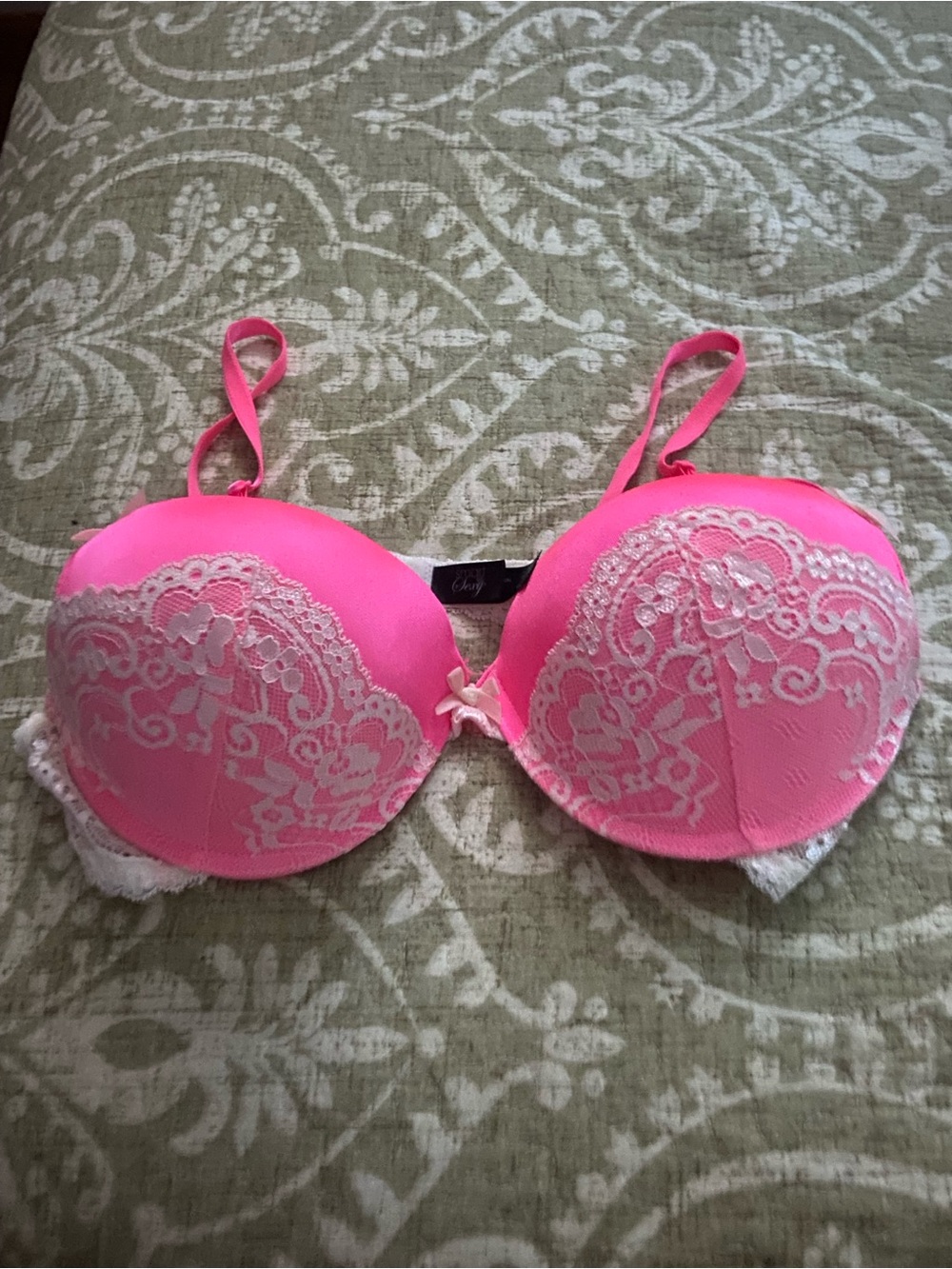 smart & sexy Hot Pink Lace Push-Up Bra with White Lace Trim